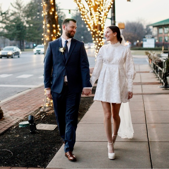 ALDO White Platform Heels - Picture 5 of 6